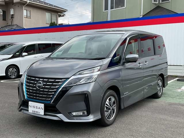 セレナ 1.2 e-POWER ハイウェイスター V 