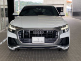 Q8 55 TFSI クワトロ Sライン 4WD コンフォートアシスタンス・Sラインプラスパッケー...
