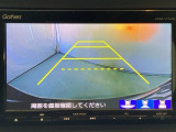 バックでの車庫入れも安心です! リアカメラが付いているバックモニター付のナビを装備しております。操作線もついており距離感も画面から確認できます。