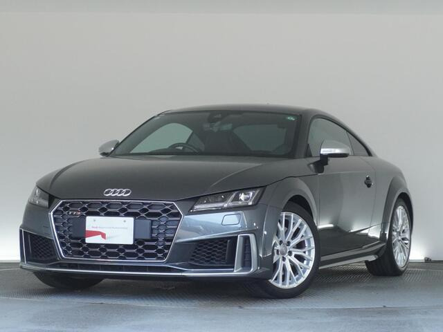 TTSクーペ 2.0 4WD 