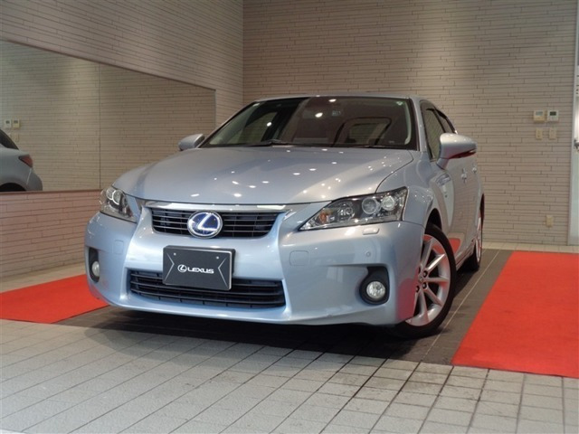 CT 200h バージョン L 