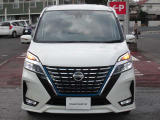 セレナ 1.2 e-POWER ハイウェイスター V 