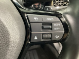 右側のステアリングスイッチはHondaセンシング系のスイッチ他にセレクターホイールを装備。スピードメーター内・マルチインフォメーション・ディスプレーの各表示が確認できます。