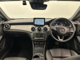 CLAクラス  CLA220 4WD 本革シート