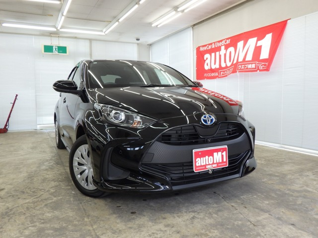 ヤリス 1.5 ハイブリッド G E-Four 4WD 