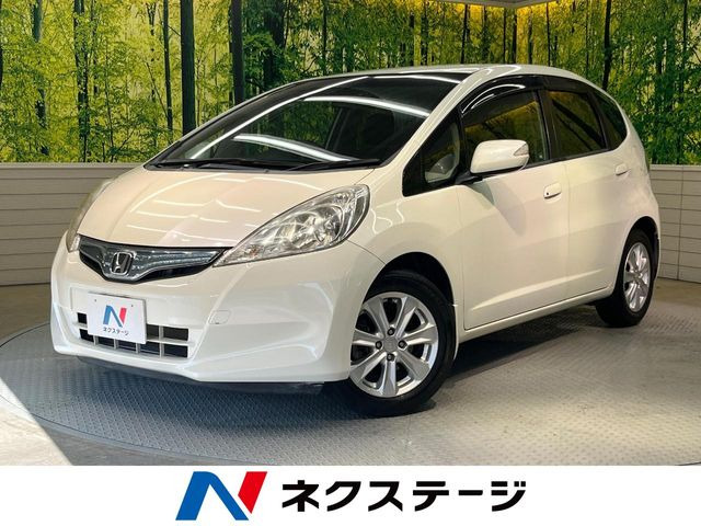 フィットハイブリッド 1.3 スマートセレクション 
