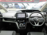 セレナ 1.2 e-POWER ハイウェイスター V 禁煙車 後席フリップダウンモニター