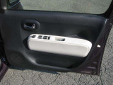 4WD!CVT!純正オーディオ!アイドリングストップ!スマートキー!オートAC!レベライザー!ベンチシート!スペシャルコーデ特別仕様シート・ドアハンドル・ホイールキャップ!