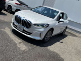 ご納車前には、BMWを熟知したメカニックによる100項目の点検・整備を行います。不具合箇所、交換時期に達している部品に関しましては、全て当社負担で交換してからのご納車となります。