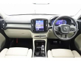 XC40 ウルトラ B4 AWD 4WD 