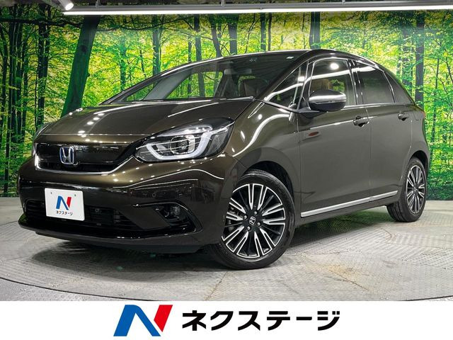 フィット 1.5 e:HEV リュクス 