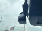 前後にドライブレコーダー装備です!もしもの時やあおり運転の証拠映像は自分の身を守る為にも必要ですね!