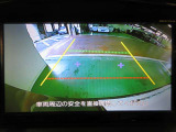 バックモニターで車庫入れもラクラクです。