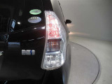 LEDテールライトです。省電力、高輝度のLEDは明るく照らすので夜間運転時の視認性を高めます。スタイリッシュな見た目で細かいところもこだわりたいあなたに!