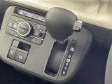 気になる車はすぐにお問い合わせください!画面右側の0066から始まる無料ダイヤルからお問い合わせ下さい!専門スタッフがお車のご質問にお答えいたします!