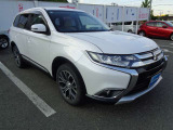 アウトランダー 2.4 24G 4WD 