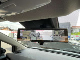 ☆ スマートルームミラー付き。後ろに人や荷物があっても視界は確保できますよ。SOSコールもついています ☆