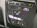 【オートエアコン】一度お好みの温度に設定すれば、車内の温度を検知し風量や温度を自動で調整。暑い…寒い…と何度もスイッチ操作をする必要はありません。快適な車内空間には必須の機能ですね♪