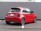 アバルト500e ツーリズモ 