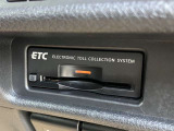 すっきり埋め込み型ETC車載器(高速道路の利用時に 料金所の通過をスムーズに行うために自動で料金を精算するシステム)