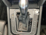 デモカーPASSAT ALLTRACK TDI ADVANCE グレイシアホワイトメタリック 入荷しました!