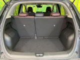普段のお買い物や通勤、送迎等に十分な荷室スペースを確保しております。セカンドシートを倒すと、大きな荷物の積載も可能です♪