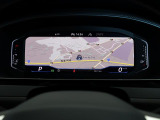 厳格な専門教育を受け、フォルクスワーゲン車をケアし続けて培った豊富な知識と専門機器を使いこなす熟練の技術をもとに、あなたのクルマを的確に診断してベストコンディションに仕上げます。