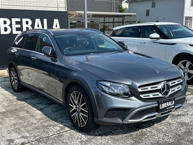 Eクラスオールテレイン E220d 4マチック ローレウスエディション 4WD 本革シート