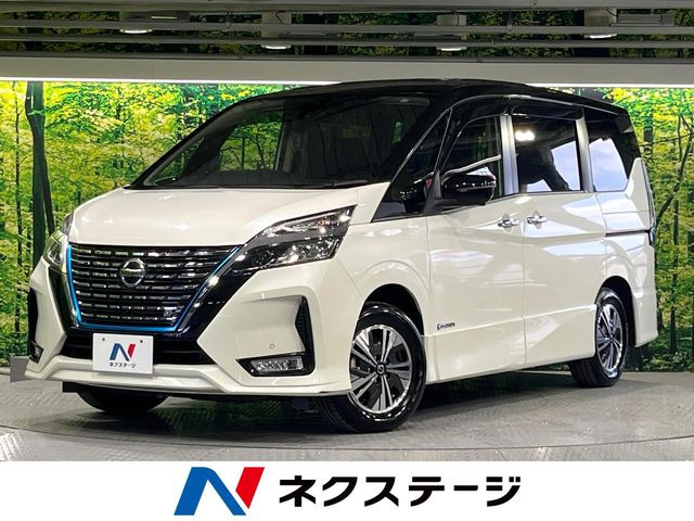 セレナ 1.2 e-POWER ハイウェイスター V 