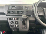 ハイゼットカーゴ  デラックス 4WD