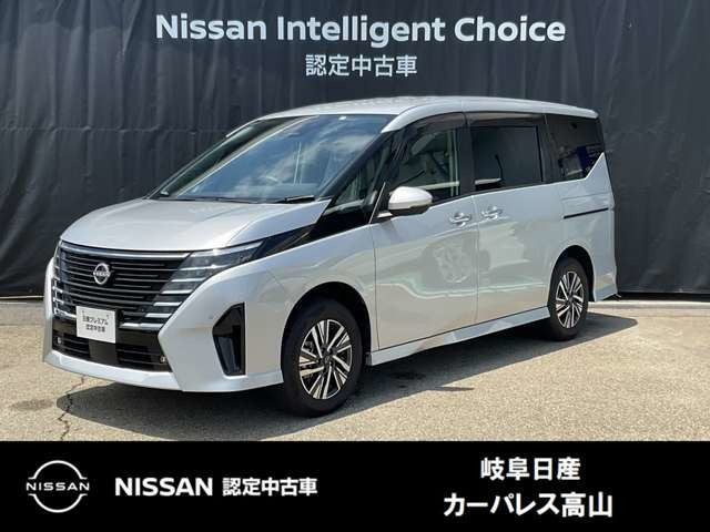 セレナ 2.0 ハイウェイスター V Vセレクション 4WD 