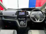 セレナ 1.2 e-POWER ハイウェイスター V 