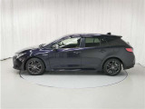 カローラツーリング 1.8 ハイブリッド W×B E-Four 4WD 