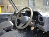 ランドクルーザー70 3.5 STD ディーゼル 4WD 