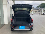 デモカー T-ROC TDI STYLE レザーシート装備車登場です!