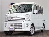 【車屋】として、長く車業界に従事した経験豊富なスタッフが在籍しております。