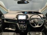 セレナ 1.2 e-POWER ハイウェイスター V 