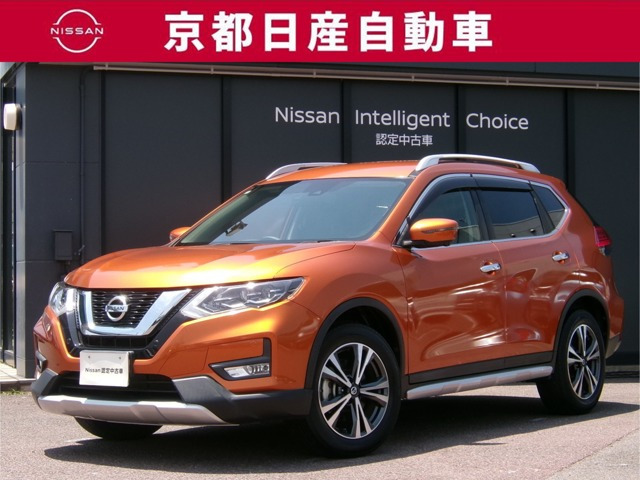 エクストレイル 2.0 20X 4WD 3列車 