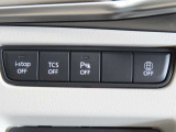 アイドリングストップやトラクションコントロール、パーキングセンサー/OFFスイッチです。その他多数の機能で運転や安全をサポートいたします。