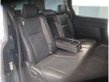 ゆとりある広々とした車内空間は、ドライブを始め買い物やレジャーなど、幅広く活躍します。一人でもみんなとでもお出かけを楽しみましょう!