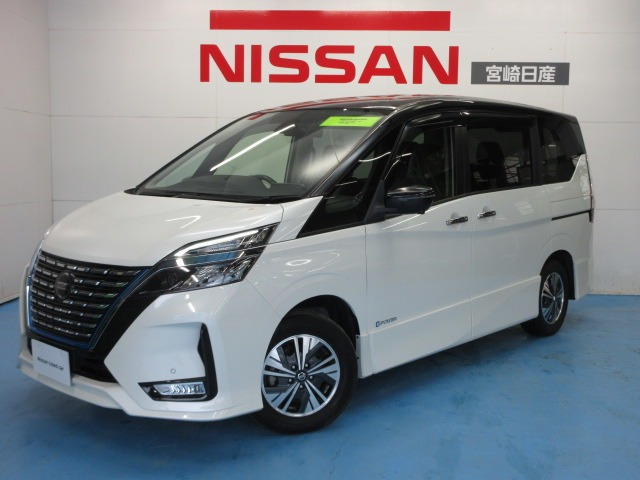 セレナ 1.2 e-POWER ハイウェイスター V 
