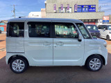 ご成約のおクルマ全て、エンジンオイルを交換してご納車させていただきます!また、点検時に消耗品の状態確認も行い必要に応じて新品交換させていただきます!