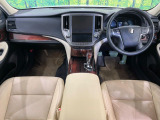 クラウン 2.5 ロイヤルサルーンG i-Four 4WD 