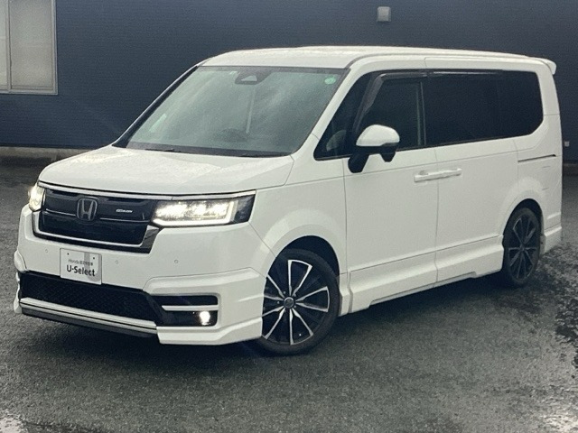 ステップワゴン  2.0 e:HEV スパーダ