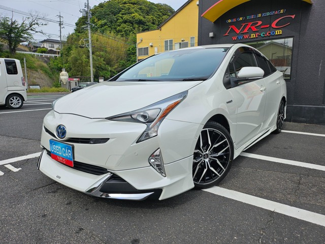 プリウス 1.8 S セーフティ プラス 