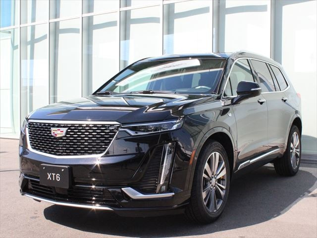 XT6 プラチナム 4WD 