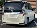 セレナ 1.2 e-POWER ハイウェイスター V 