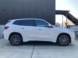 ご納車後も全国約200拠店のBMW正規ディーラーサービス工場にて保証対応いたします。お近くのBMW正規ディーラーをご案内の上、アフターメンテナンスをお受け頂けますので、安心してお乗りいただけます!!