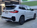 BMWのお車は、“駆け抜ける歓び”を体現しております。走行の安定性とコーナリングの良さを追求し、思い通りにハンドルの操作可能です。