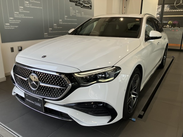 Eクラスワゴン E220d アバンギャルド AMGラインパッケージ (ISG搭載モデル) 